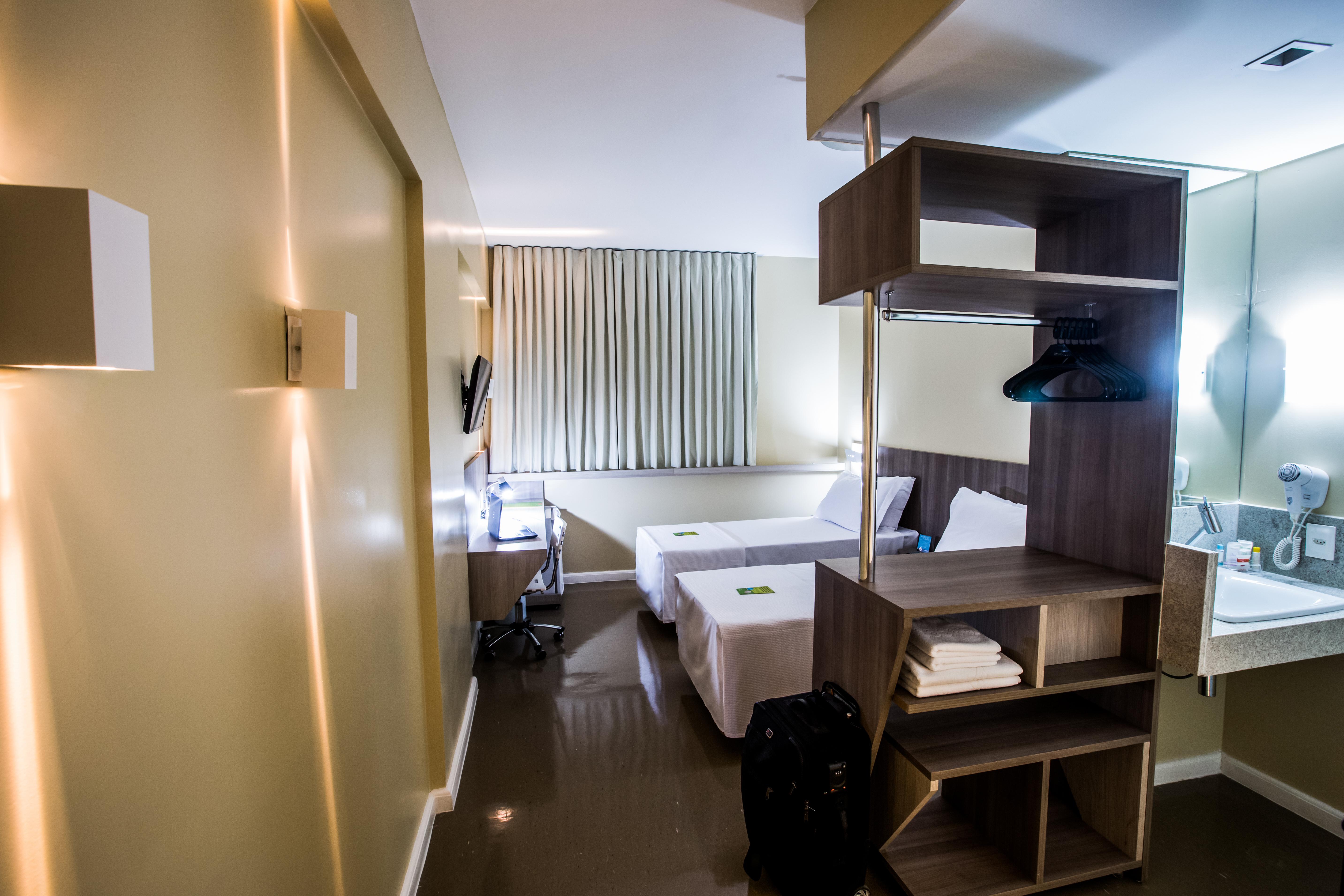 Hotel Slim Cuiaba Aeroporto Zewnętrze zdjęcie