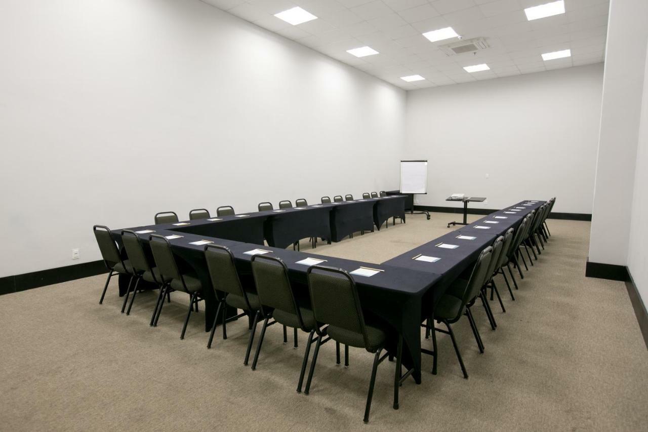 Hotel Slim Cuiaba Aeroporto Zewnętrze zdjęcie